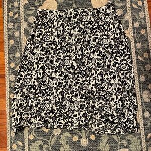LOFT Black and White Floral A-Line Skirt